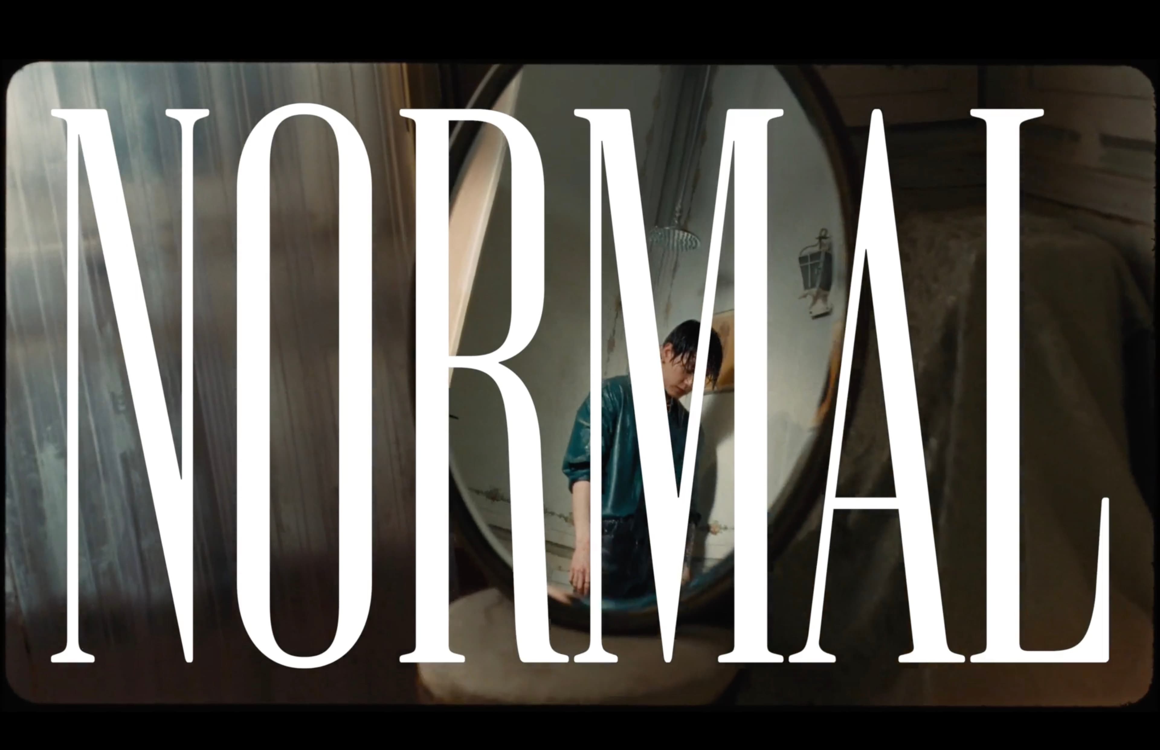 Разбираем клип BTS — «NORMAL» в детализированных стоп-кадрах!